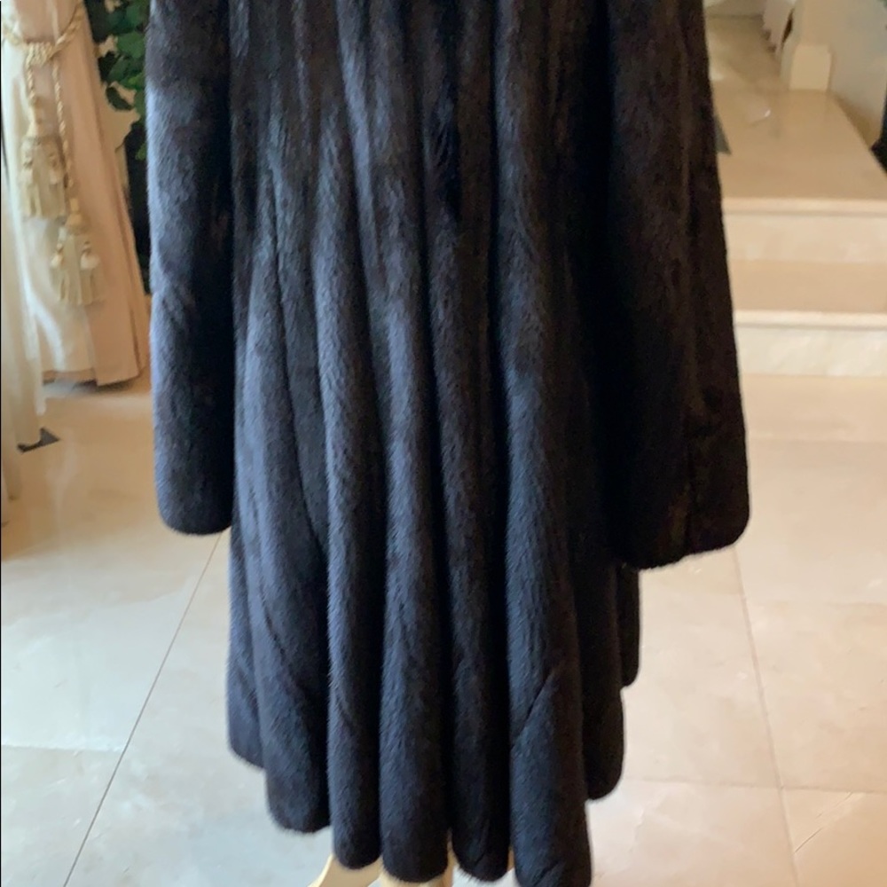 Black Mink Coat - Picture 3 of 10